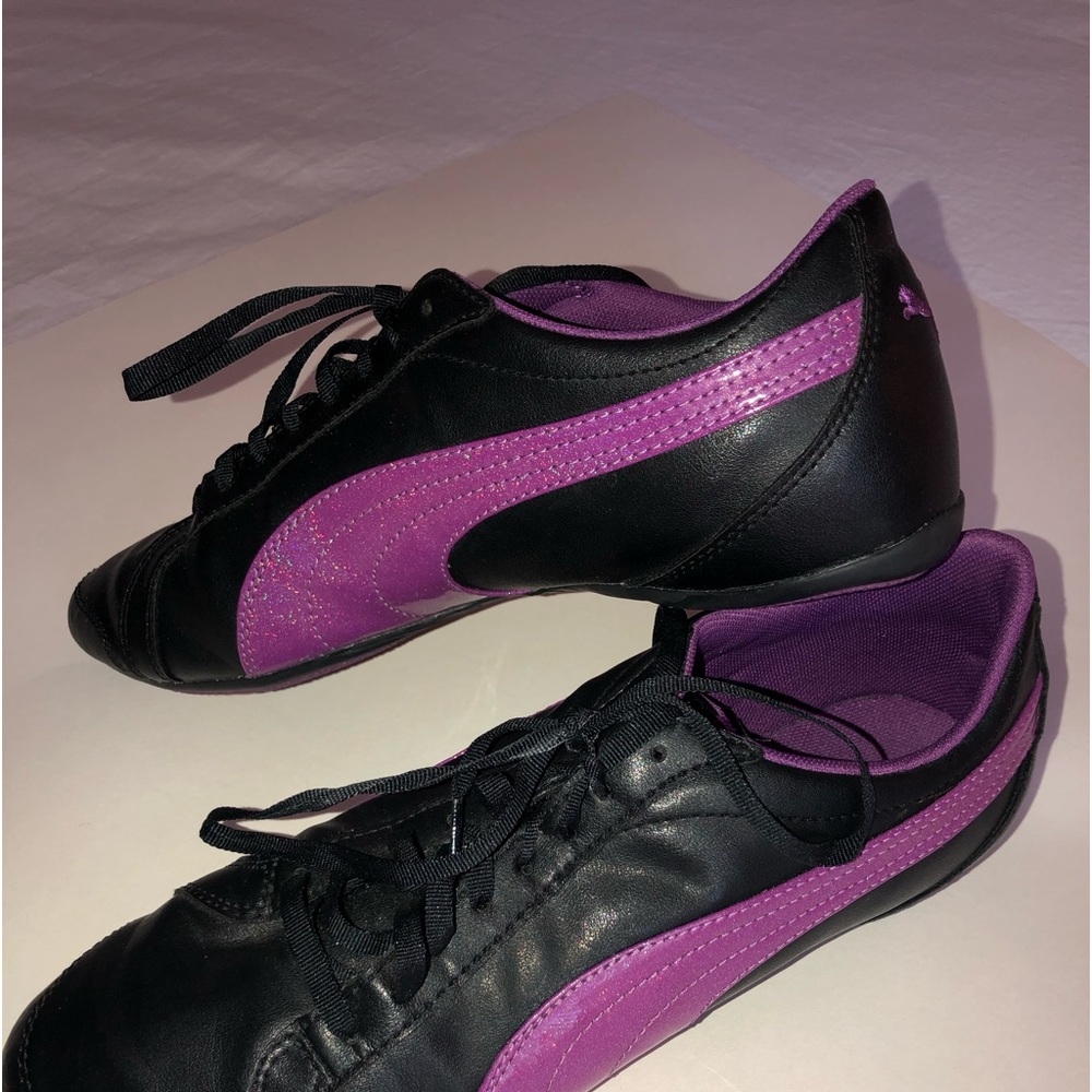 Puma size 9 women’s exercise shoes